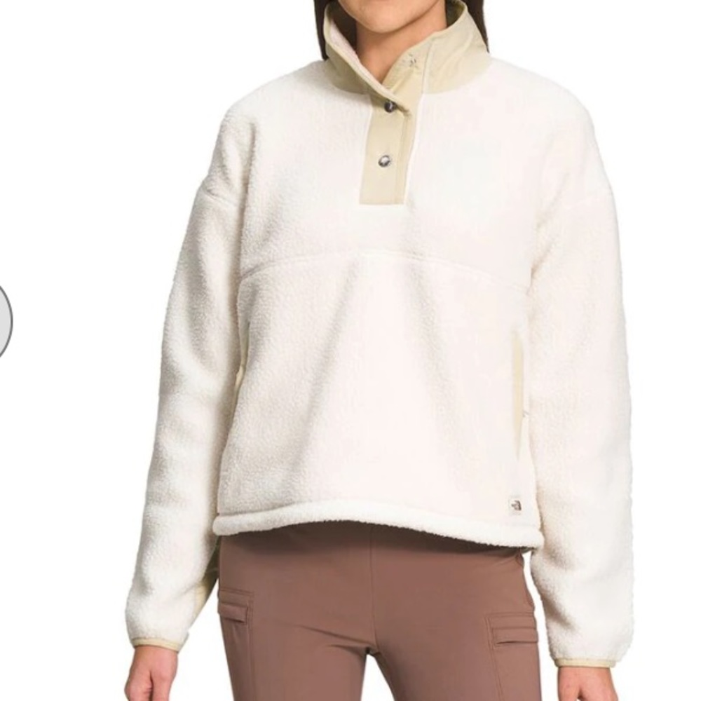 The North Face Womens Cragmont 1/4 Snap Fleece Pullover